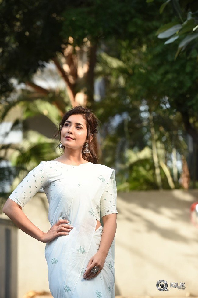 Raashi-Khanna